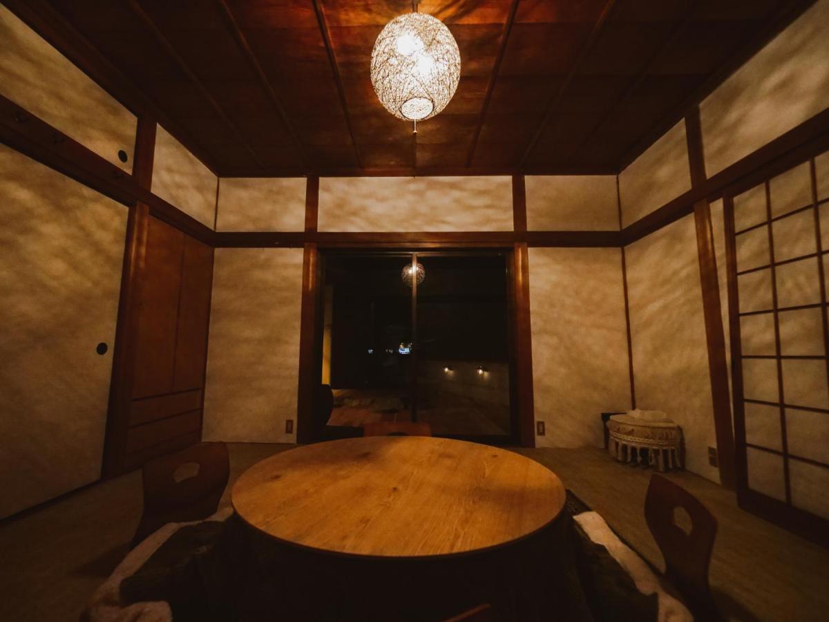 古民家ゲストハウス Chachacha Awaji Exteriör bild